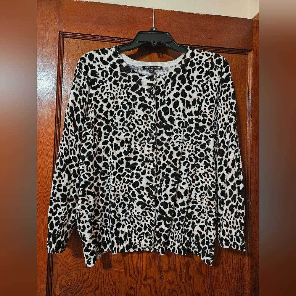 Cable & Gauge Stretchy Leopard Animal Print Cardigan Sweater Size XL